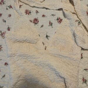 Vestique Floral Cream Quilted Top